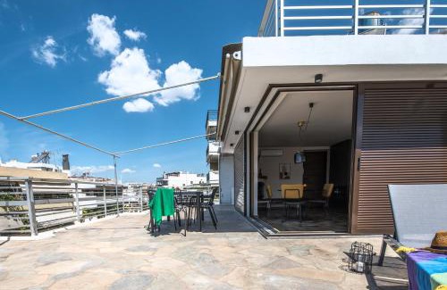 Palaio Faliro Apartment | Seaside Wonder Apartment: Family & Pet-Friendly Retreat