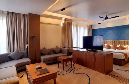 Medinipur Hotel | Budget-Friendly Hotel Wonder Inn with Breakfast Included