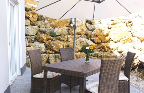 Betzenstein Apartment | Discover Wonder World Vacation: Family-Friendly Retreat