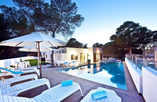 Sant Josep de sa Talaia Villa | Elegant Villa in Cala Bassa with Private Pool & Ocean Views