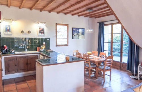 Palau-del-Vidre House | Inviting Private Villa for 6 with Pool and Ocean Views