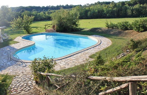Terranuova Bracciolini Villa | Wonderful private villa for 22 people with private pool, WIFI, TV, patio, pets allowed and parking