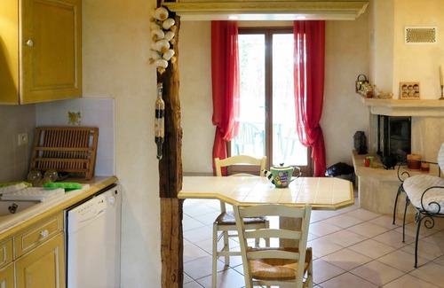 Terrasson-la-Villedieu Villa | Wonderful private villa for 4 guests with WIFI, pool, TV, terrace and parking