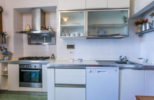 Castelfranco di Sopra Villa | Wonderful private villa with private pool, WIFI, TV, patio, pets allowed, panoramic view and par.