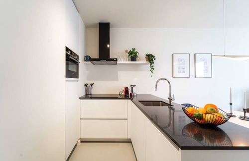 Sint-Andries Apartment | Comfortable 1BR Apartment in Antwerp with Family Amenities