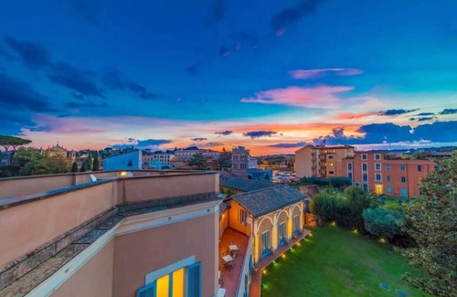 Ripa Apartment | Inviting 1BR Suite with Spa & Hot Tub in Prime Location