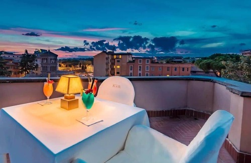 Ripa Apartment | Inviting 1BR Suite with Spa & Hot Tub in Prime Location