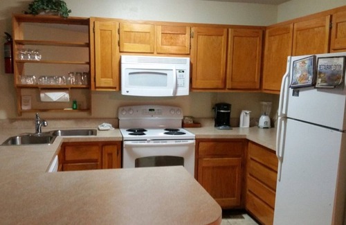 Duck Condo | Idyllic 2BD Beachside Retreat in Duck, Outer Banks
