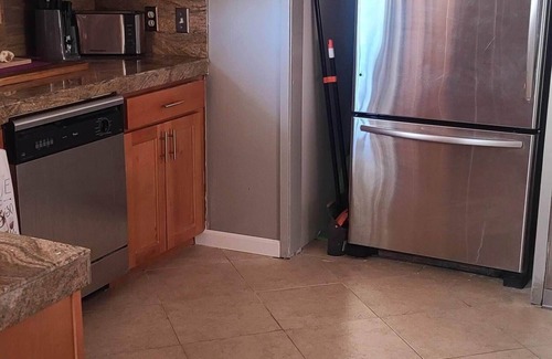 Clear Lake House | Top-Rated 3BD Smarthome with Decks & Scenic Lake Views