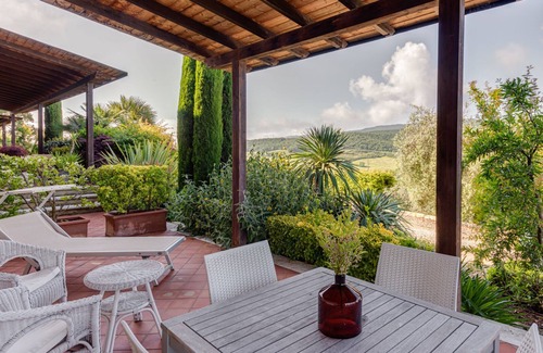 Casole d'Elsa Apartment | Charming Tuscan Farmhouse with Pool & Panoramic Terrace