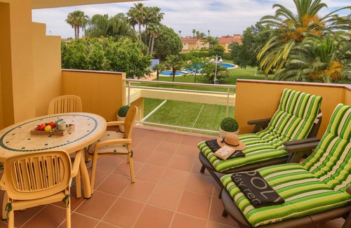 Denia Apartment | Cheerful Apartment with Pool and Ocean View in Denia