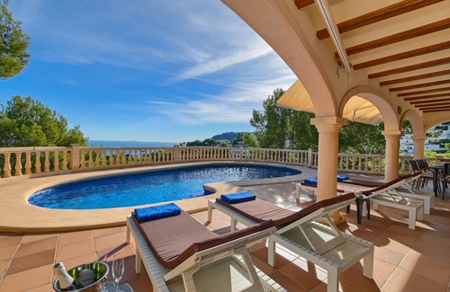 Mar Azul Villa | Comfortable Villa in Javea with Private Pool & Ocean View