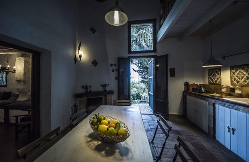 Citta del Mare Apartment | Beautiful Apartment with Pool near Sea and Palermo