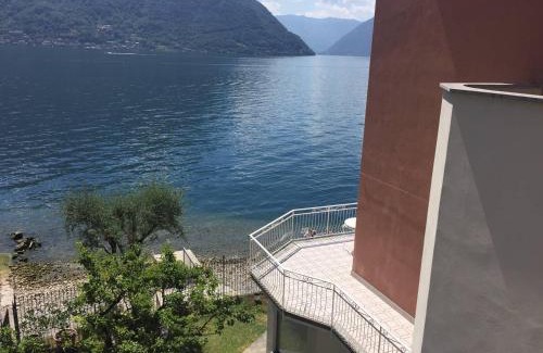 Colonno Apartment | Cozy Lakeside Apartment for Your Perfect Getaway
