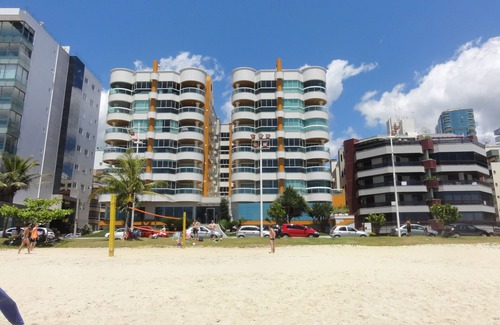 Centro Apartment | Ocean View Apartment with Suite, Wi-Fi & Pet Friendly