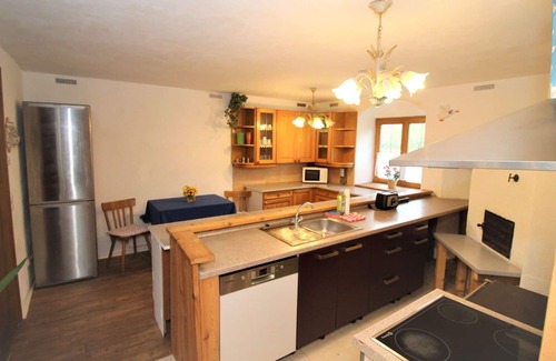 Neustift bei Gussing House | Cozy Private Villa for 5 with Pet-Friendly Amenities