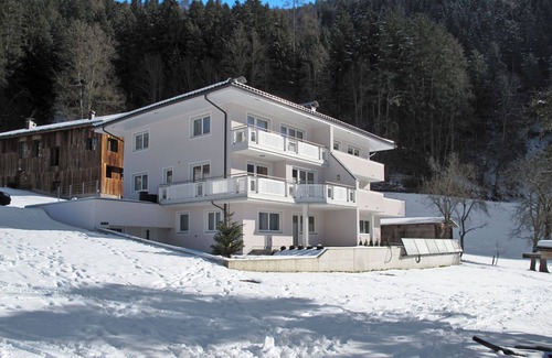 Ramsau im Zillertal House | Inviting Villa for 10 with Free WiFi, Pet-Friendly & More