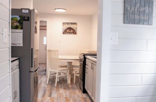 Harrison Cabin | Wonderful cabin with AC in charming Harrison, MI