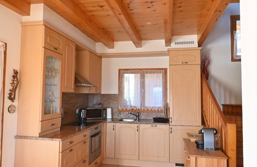 Chamoson House | Inviting Private Villa for 8 with WIFI, Pets Welcome