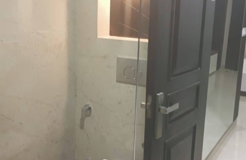 Panchkula Urban Estate Bed & Breakfast | Modern Apartment in City Beautiful for Your Next Getaway