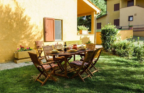 Trequanda Villa | Idyllic Country Villa Near Siena with Family-Friendly Amenities