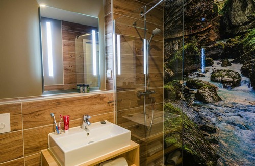 Leutkirch im Allgau House | Inviting Villa for 6 with Pool, Hot Tub & Terrace