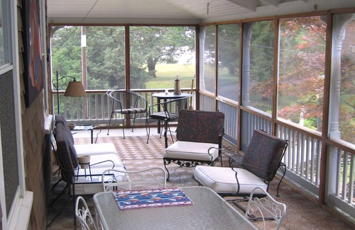 North Falmouth House | Ideal Family Retreat Steps from Megansett Beach