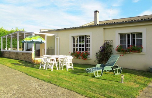 Saint-Vigor-le-Grand House | Wonderful private villa for 6 people with WIFI, TV, terrace and pets allowed