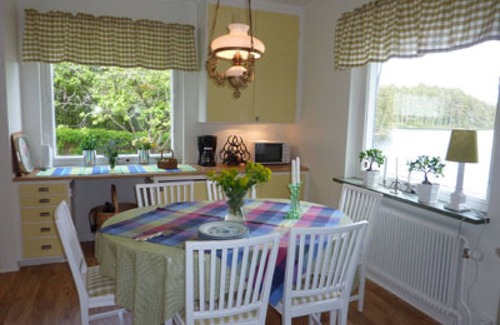 Ryd House | Discover a Family-Friendly Lake Åsnen Holiday Home Retreat