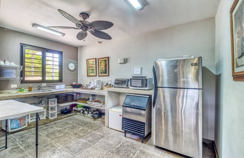 Tarcoles House | Idyllic Retreat with Ocean Views, Private Pool & Spa