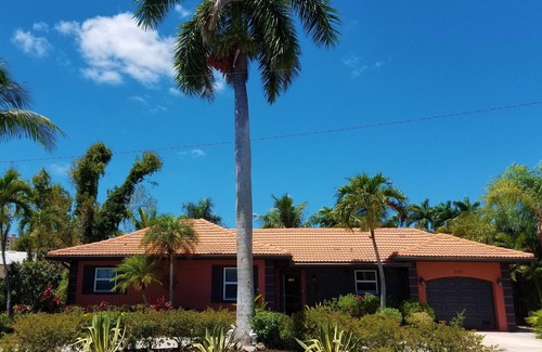Marco Island House | Idyllic Home with Private Pool & Garden Near the Beach