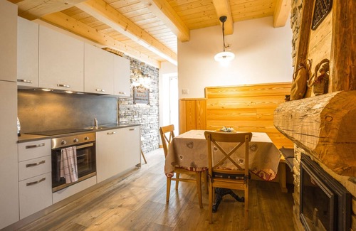 Molina di Ledro Cabin | Relaxing Hut Near Valle di Ledro with Family-Friendly Amenities