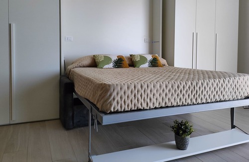 Rho Apartment | Wonderful IncentRho 1