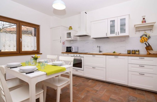 Cividale del Friuli House | Inviting Private Villa for 6 with A/C, WIFI and Terrace
