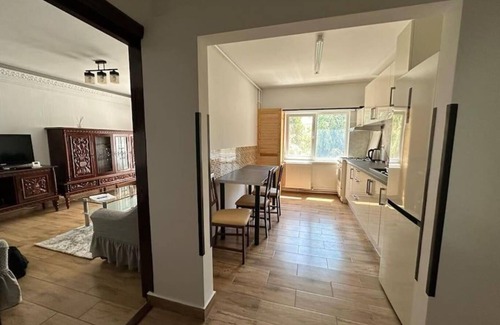 Constanta Apartment | Wonderful, Luxury 2-Bedroom Apartment in delightful Constanța with WiFi, AC