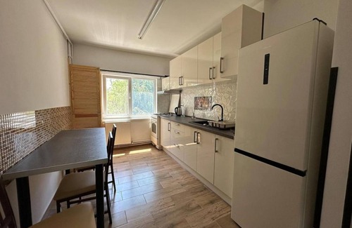 Constanta Apartment | Wonderful, Luxury 2-Bedroom Apartment in delightful Constanța with WiFi, AC