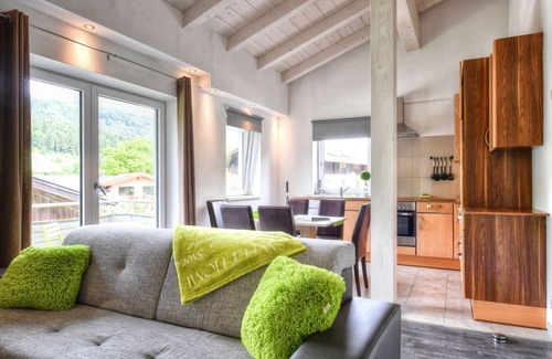 Lofer Apartment | Stylish Vacation Apartment for 2-7 with Pool & Spa