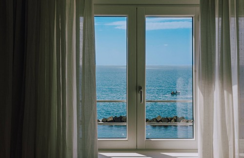 Pioppi Apartment | Seaside Suite la Concha: Ideal for Up to 4 Guests