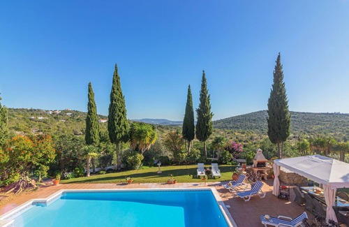 Parragil Villa | Private Villa with Pool, Ocean View & Modern Amenities