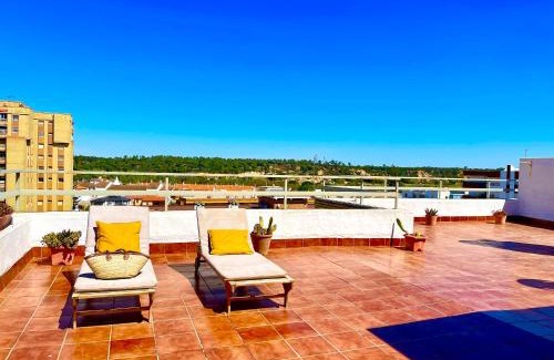 Islantilla Apartment | Cozy Penthouse with Ocean View by the Sea - 4 Star Stay