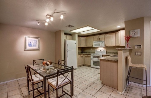 North Mountain Condo | Discover Pointe Resort Condo: Rated 9.6/10 with Pool & Spa