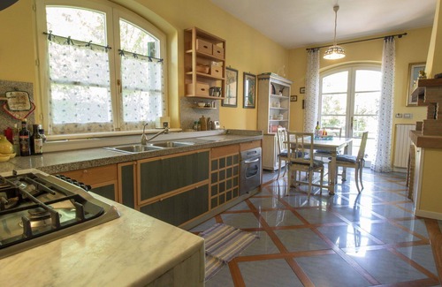 San Lorenzo Nuovo Villa | Inviting Private Villa with Pool, Hot Tub and Pet-Friendly Amenities