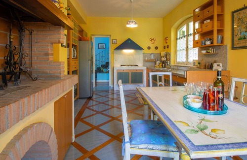 San Lorenzo Nuovo Villa | Inviting Private Villa with Pool, Hot Tub and Pet-Friendly Amenities