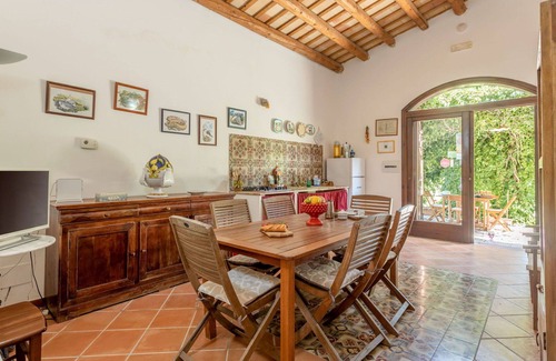 Buseto Palizzolo Villa | Inviting Villa for 10 with Pool, Ocean View & Pet Friendly