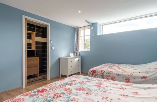 Beuvron-en-Auge House | Private Oceanfront Villa for 10 with A/C & WIFI Access