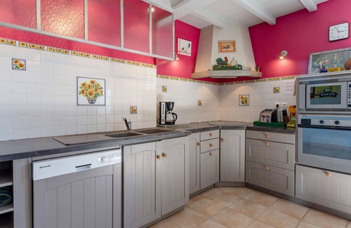 Longues-sur-Mer House | Inviting Private Villa for 7 with Ocean View and Pet Friendly