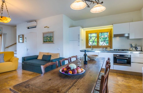 Bagno a Ripoli House | Inviting Villa for 12 with Private Pool & Panoramic Views