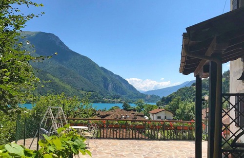 Ledro House | Welcoming Private Villa with WiFi, Pets, and Lake Views