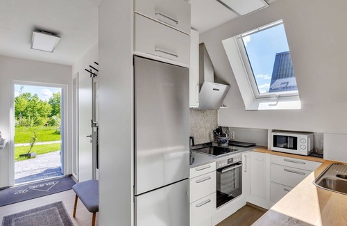 Bad Arolsen House | Inviting Private Villa with Lake View, WiFi & Terrace