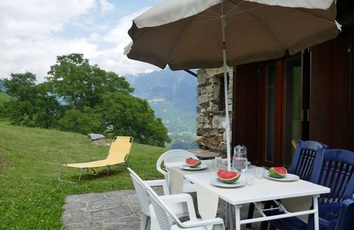 Acquarossa House | Cozy Private Villa for 6 with Pets, WIFI, and Parking